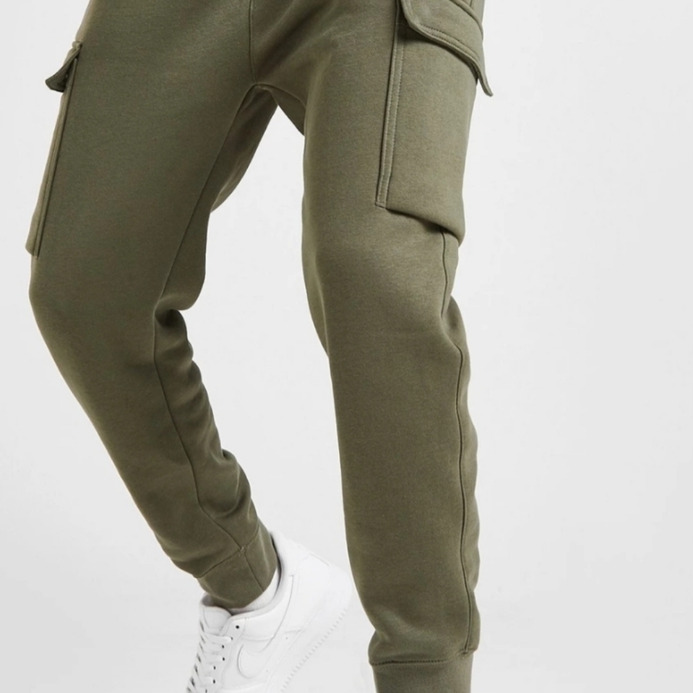 Nike foundation cargo joggers